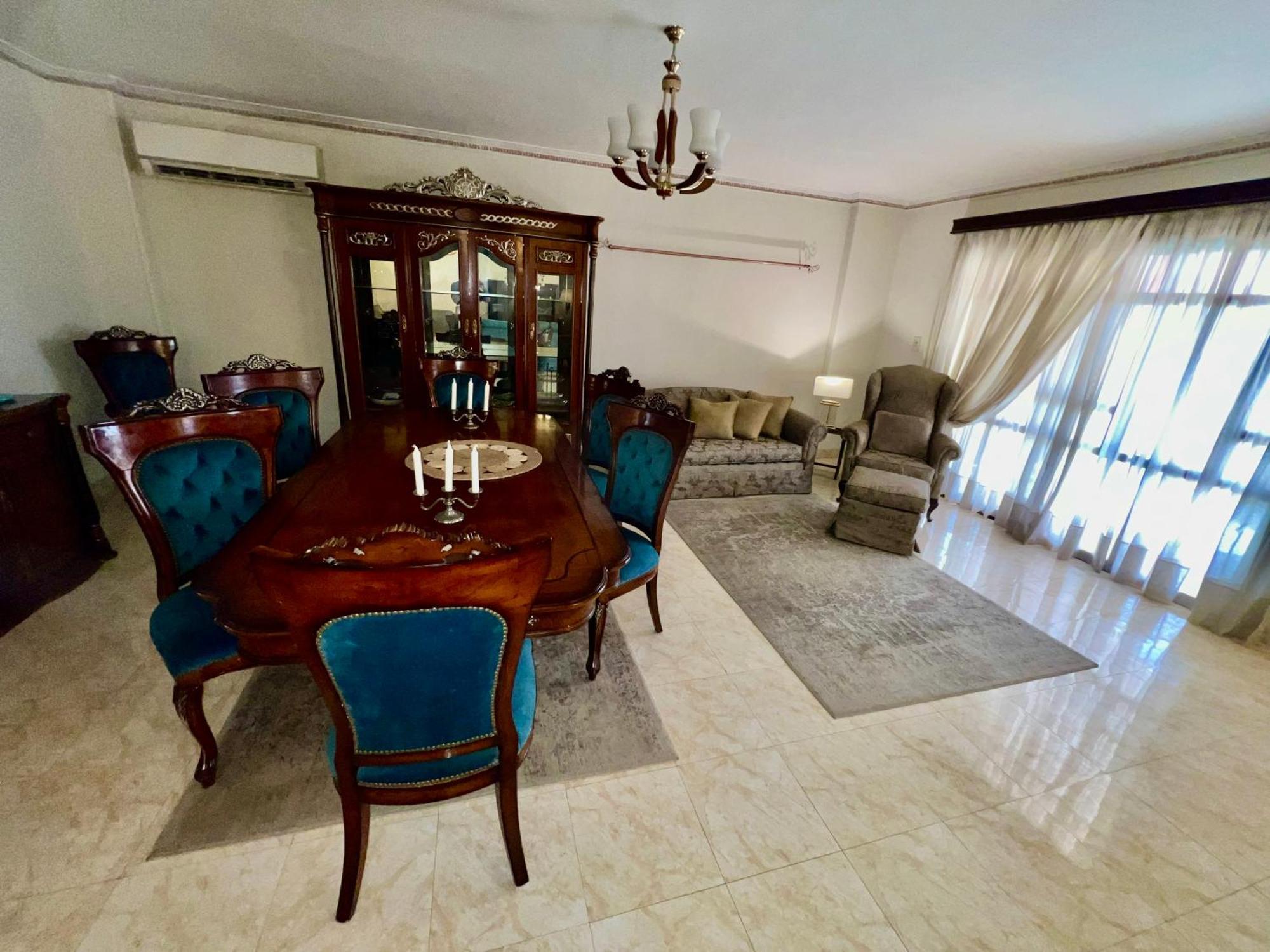 Luxurious 3 Bedroom Rustic Apartment Overlooking Huge Garden - For Families And Couples Kairó Kültér fotó