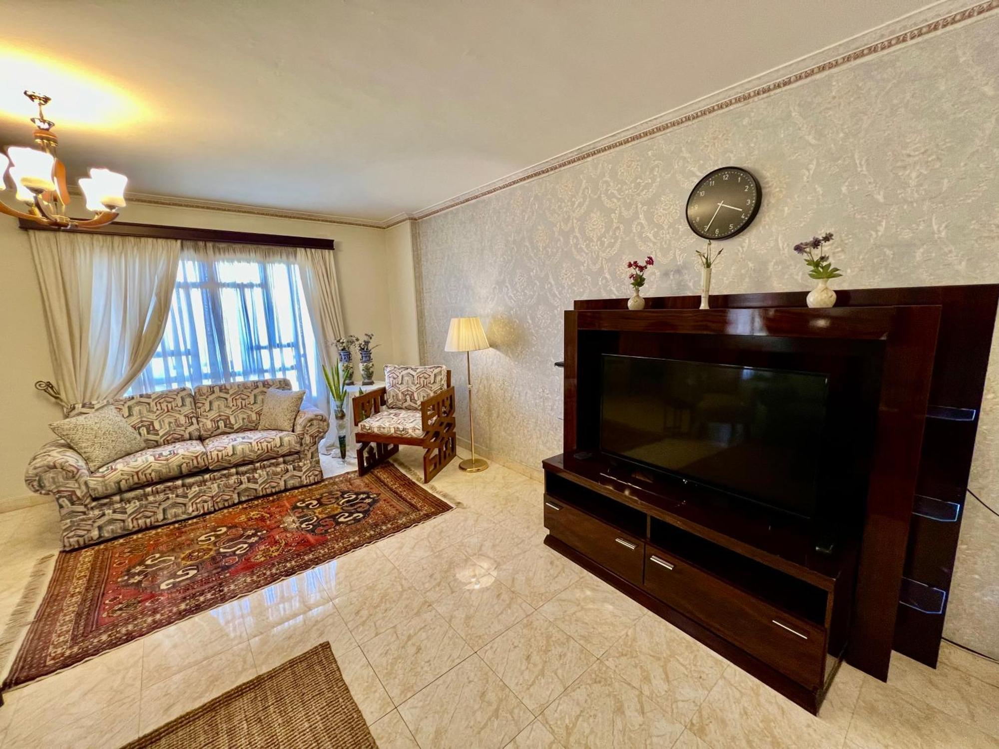 Luxurious 3 Bedroom Rustic Apartment Overlooking Huge Garden - For Families And Couples Kairó Kültér fotó